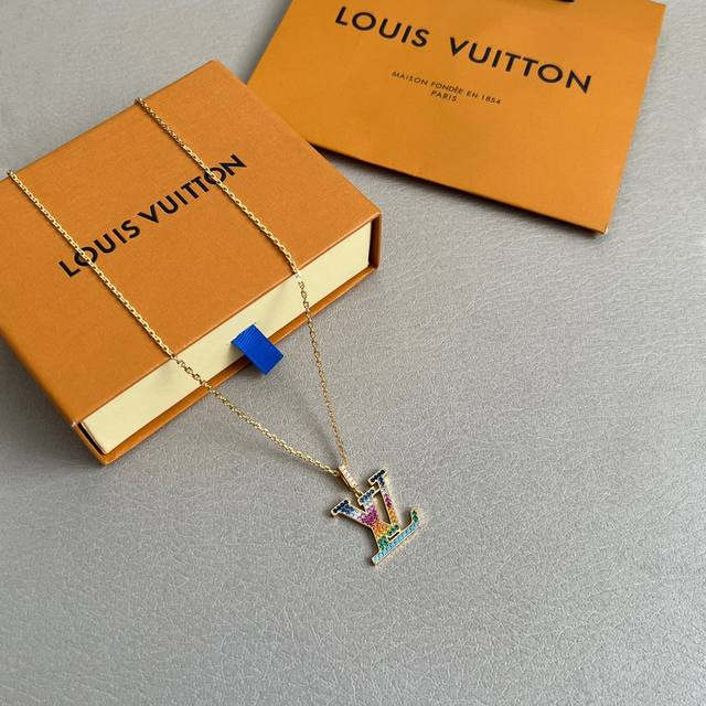 Lv Necklace Louis Vuitton Authentic Material, Hot-Selling Item, Unique Design, R