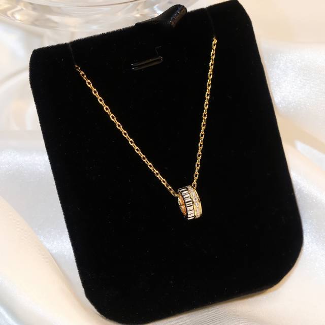 Niche Necklace - Boucheron Quatre Series Reinterprets The Family's Spirit Of Fre