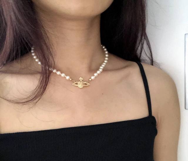 Necklace Available In Gold And Silver. Bracelet Available In Gold And Silver. 12