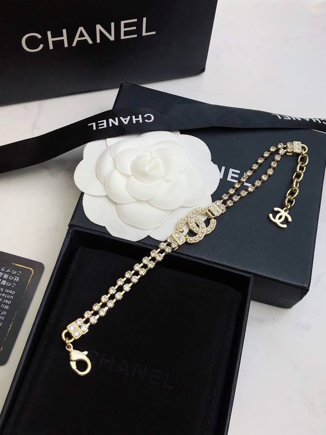 Today's New Arrival Premium Quality Version Chanel New Double C Bracelet This Ye