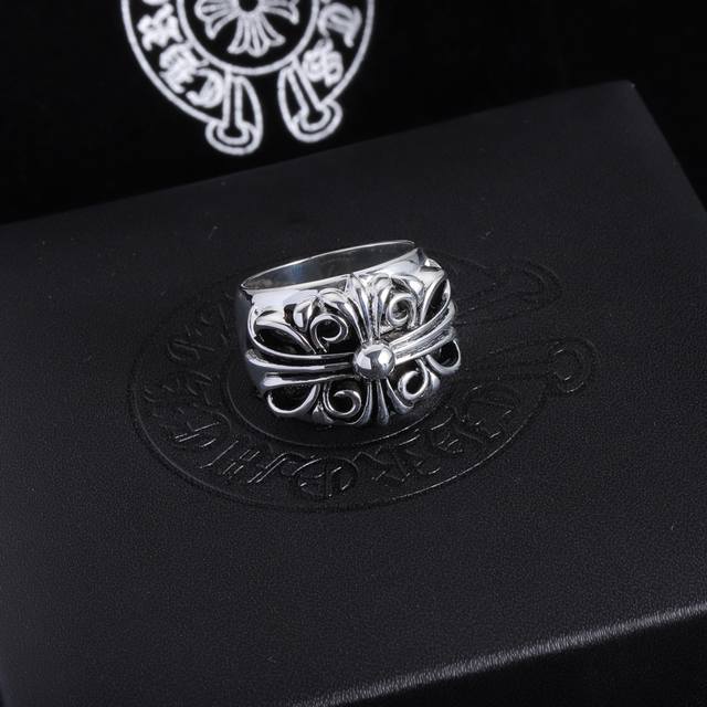 Crown Heart Ring Sizes: 6-11#