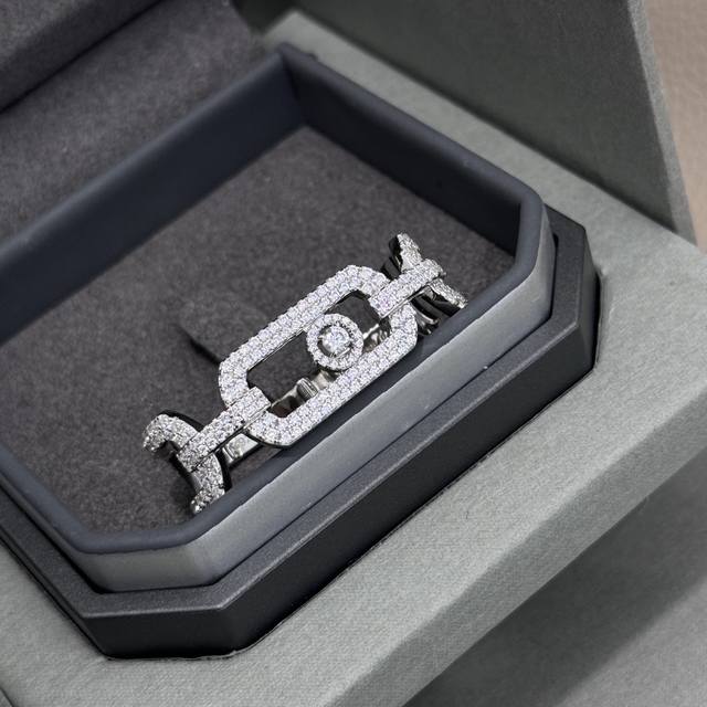 A4461 High-End Brand Messi Ka New Design Single Diamond Sliding Two-Finger Ring.