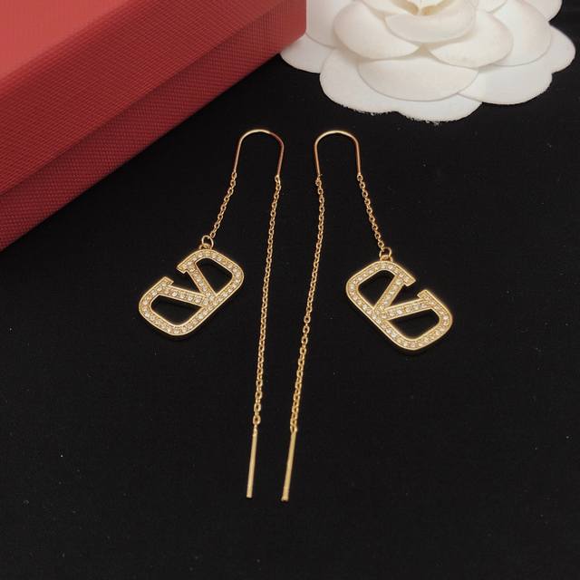 Id Ved0185 Valenti*O Latest Fringed Ear Hook, Same Zp Brass Material,