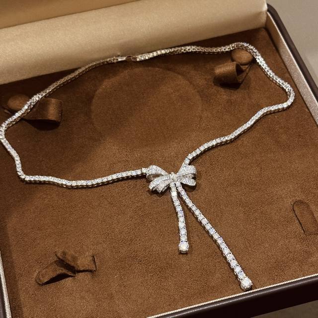 S0246 New Premium Jewelry Graff Bowknot Diamond-Studded Fringe Necklace Crafted