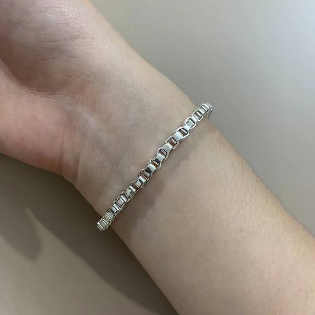 Tiffany Tiffany Ring Clasp Square Box Bracelet, Suitable For Both Men And Women,