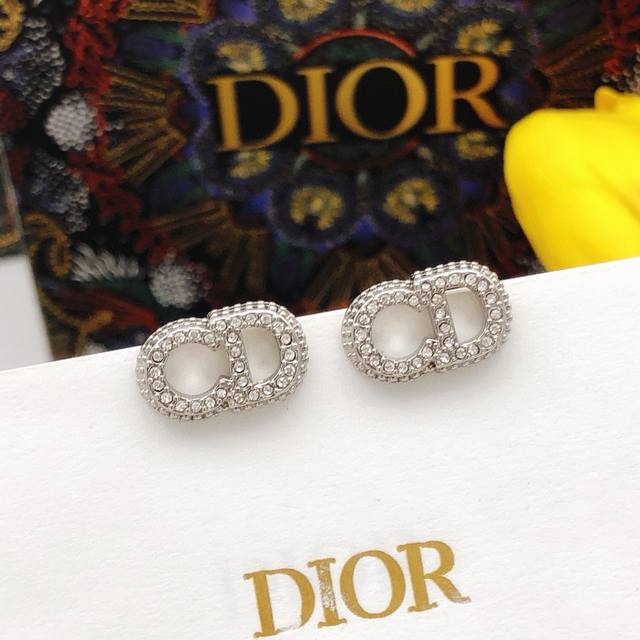 Id Ded0500 Dio* Latest Mini Cd Diamond-Encrusted Silver Earrings, Made Of Zp Bra