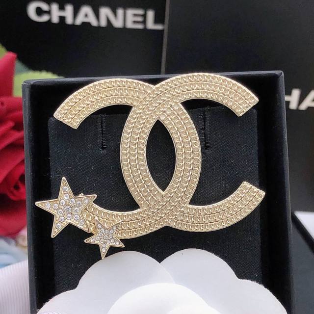 Id Xxz0164 Ch*Nel Latest Star Brooch Consistent Zp Brass Material