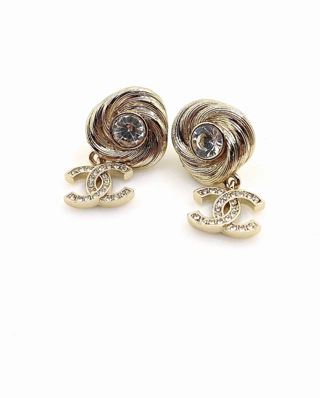 Chanel Latest Model Light Gold Sunflower Earrings, Z-Batch Brass Material,