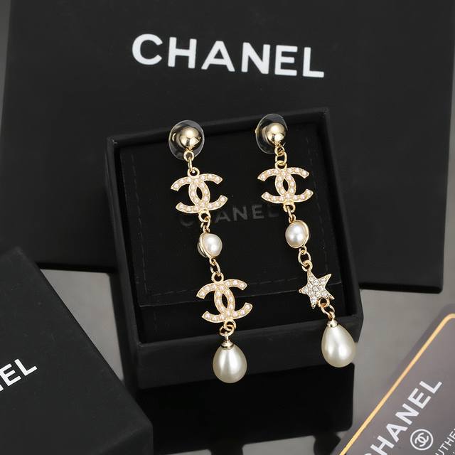 Chanel New Arrival!!!Long Earring Z-Batch Quality, Authentic Material, A Very Fa