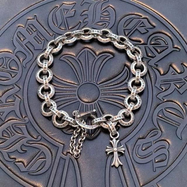 Chrome Hearts Classic Retro Fringe Letter Circle Bracelet Top-Quality Craftsmans