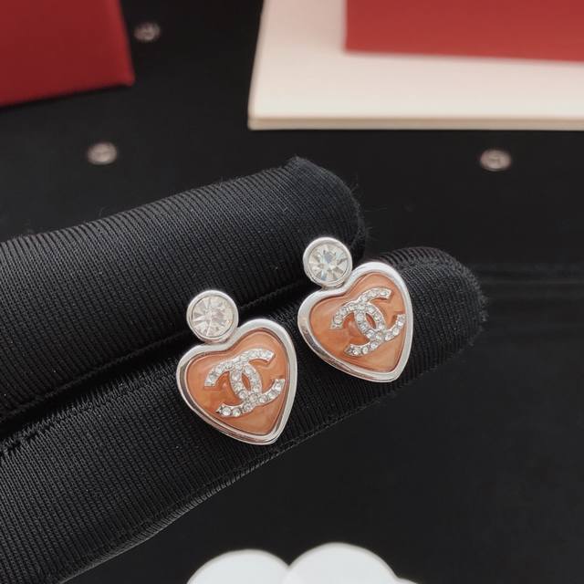 Model No. Xed0685 Ch*Nel's Latest Pink Heart-Shaped Ear Studs, Made From High-Qu