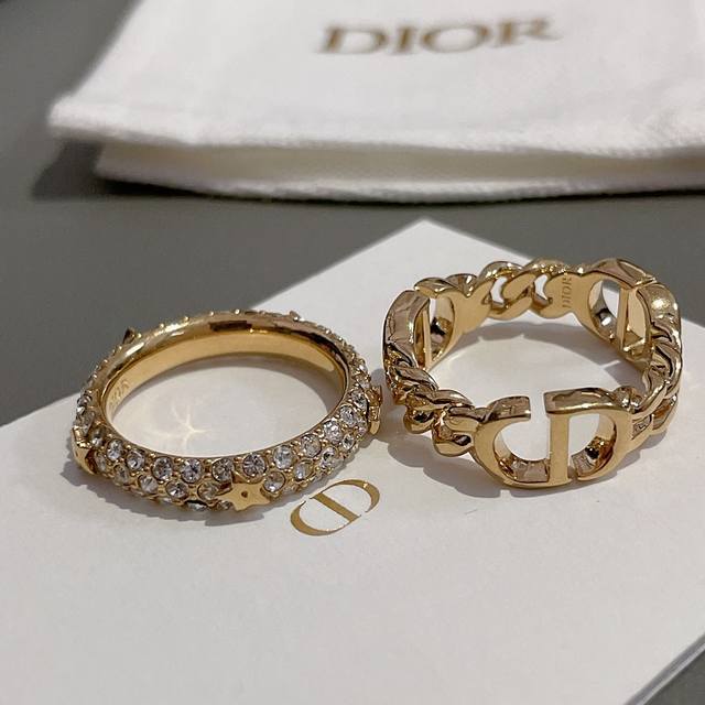 High-Quality, Details As Shown In The Photo. D Two-Piece Ring Set, Z 4500! An In