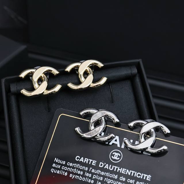 Chanel 25S Double C Earrings Must-Have Series The Silver Double C Is So Versatil