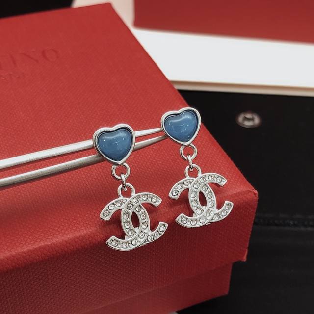 Model Xed0508 Ch*Nel Latest Blue Heart-Shaped Ear Studs, Made Of Consistent Zp B
