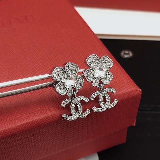 Id Xed0327 Ch*Nel's Latest Four-Leaf Clover Ear Studs, Made Of Zp Brass,