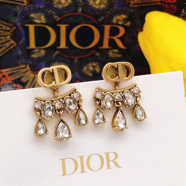 Code Ded0067 Dior Water Drop Diamond Cd Earrings, Same Material, 925 Silver Pins