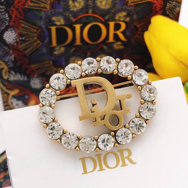 Id Dxz0004 Dior Brooch New Arrival In Stock, Ready To Ship Retro Style, Fashiona