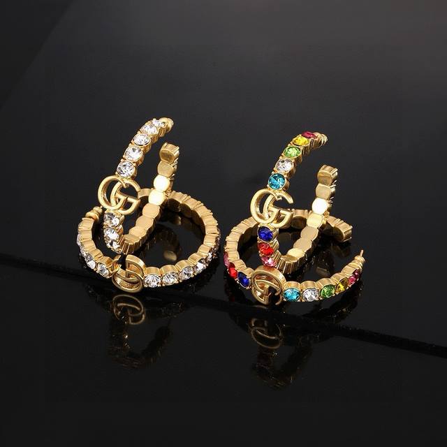 Hot, Luxury Brand New Gucci Ear Studs, Trendy Gucci Personalized Colored Diamond