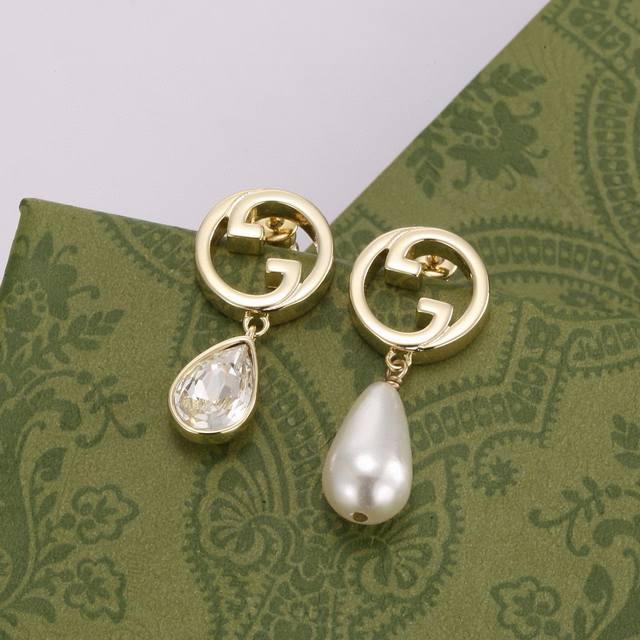 Gucci Asymmetrical Earrings, High-End, Stunningly Beautiful. As A Limited Editio