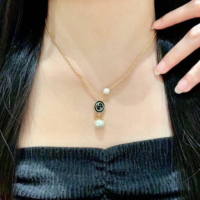 2025 New Gucci Necklace In Stock, Ready To Ship. A Bestseller That May Sell Out