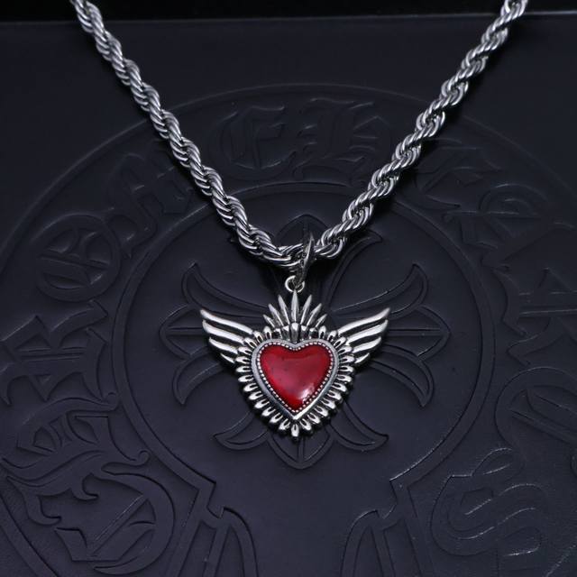 Valentine's Day Gift Recommendation] Cro Heart Necklace, Braided Chain Necklace.