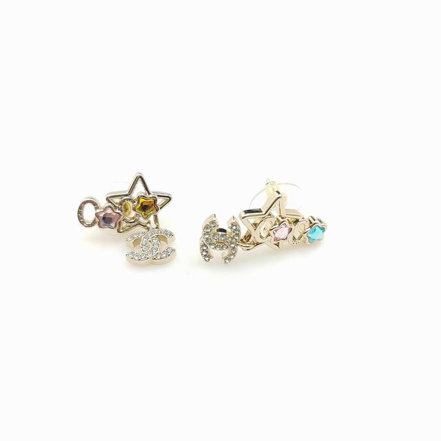 Chanel Latest Color Diamond Five-Pointed Star Earrings, Zp Brass Material