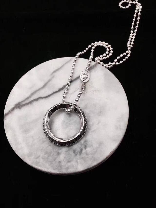 Premium Craftsmanship Version Chrome Hearts Circular Pendant Pearl Necklace, Aut