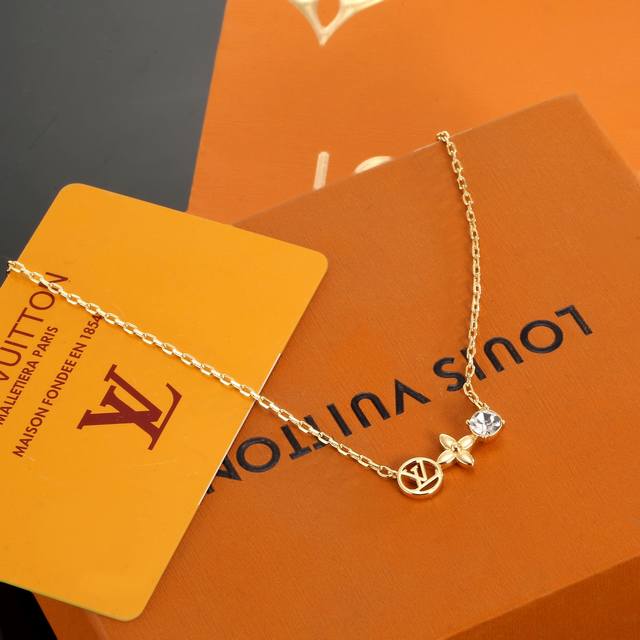 Louis Vuitton Letter Necklace, Crafted With Exquisite Artistry, Polished Finish