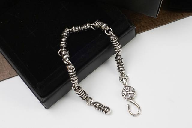 Special Price Crocodile Multi-Section Stick Bracelet
