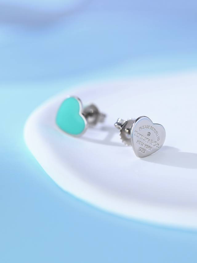 925 Silver Material New T-Shaped Blue Heart-Shaped Ear Studs, Not Only Brighteni