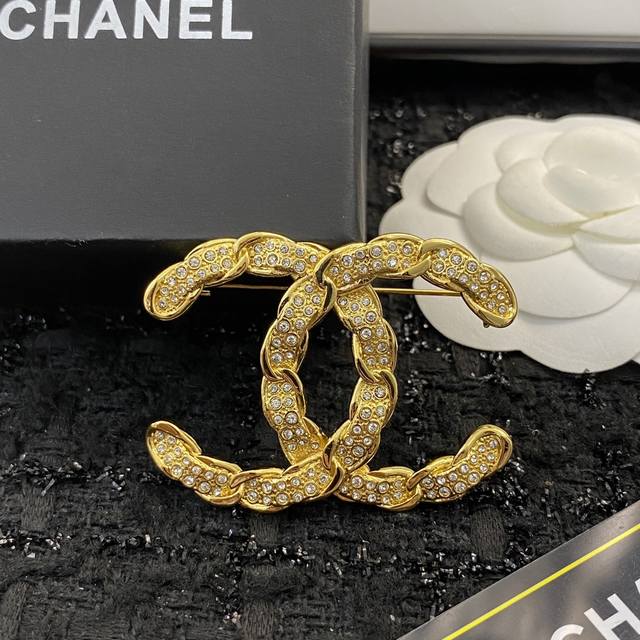 Code A230 Chanel Brooch Bestseller Now Available Exclusive High-End Quality, Sam