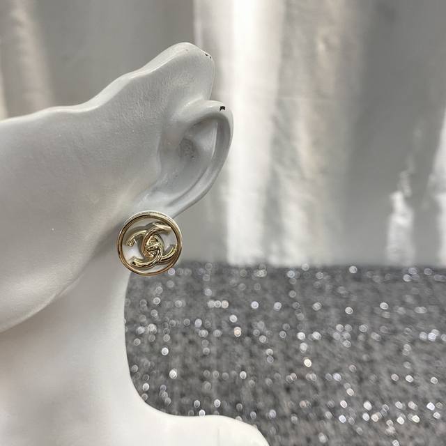Code E2162 Chanel New White Round Button Double C Earrings Sweet And Cute, With