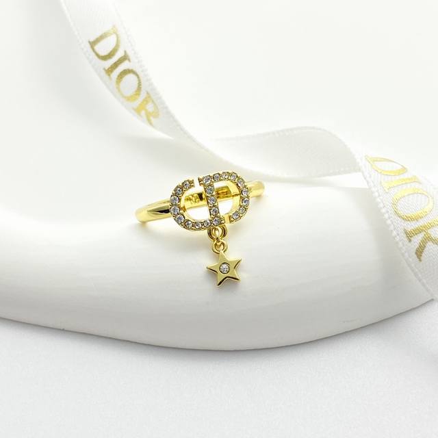 Code R055 Dior Ring Hot-Selling New Arrival Dior Crystal Cd Star Ring Gold-Plate