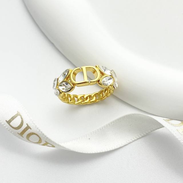 Code R058 Dior Ring Best-Selling Style Now Available Dior Crystal Wheat Ear Chai