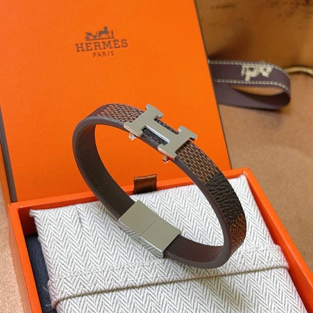 New Arrival: Herm S Leather Cord Bracelet Latest Model, Handcrafted Leather Mate