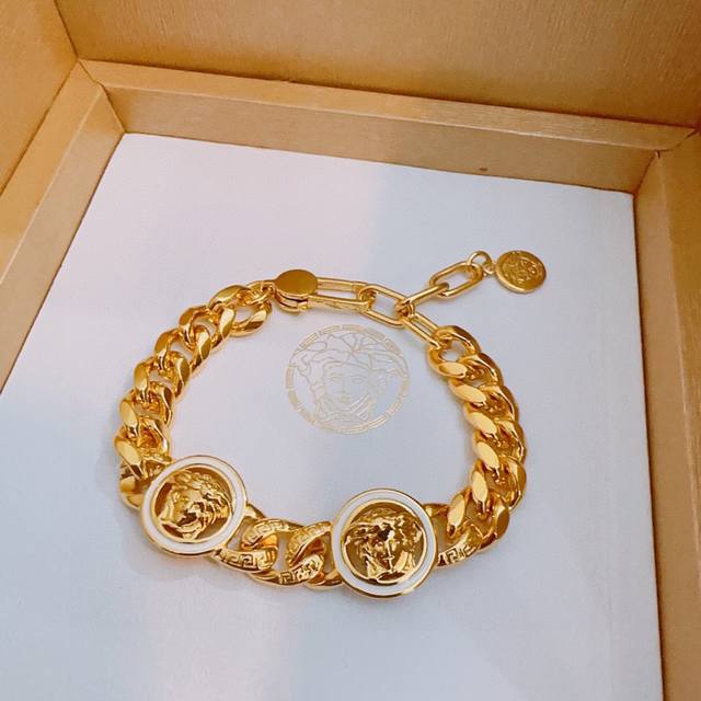 High-Quality Versace Bracelet With Medusa Head Design, Authentic Store-Quality N