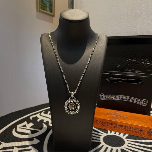 New Arrival, Counter-Quality Chrome Hearts Kros Heart Classic Retro Multi-Elemen