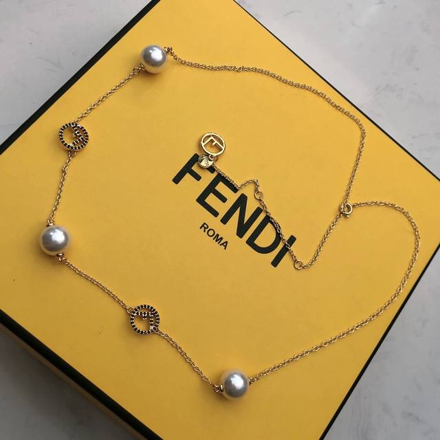 New Arrival Fendi Necklace High-End Customization Best-Selling New Style Simple