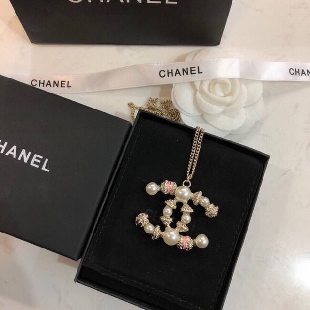 Chanel New Necklace Hot-Selling Style Now Available! Synchronized With The Bouti