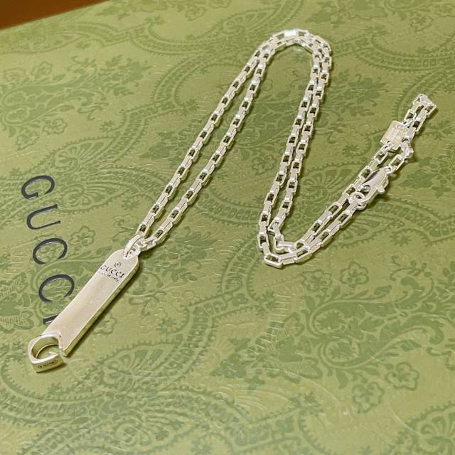 Gucci Necklace Latest Model With Higher-Grade Chain, Celebrity-Inspired Anger Fo
