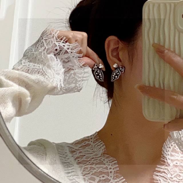 Chanel Chanel Letter Double C Butterfly Black Wing Earrings. Beauty Can Never Su