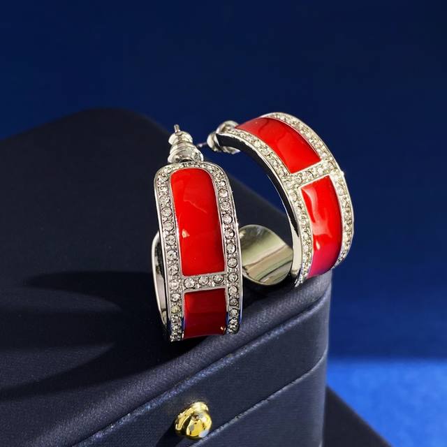 Am94 Herm S High-End Fashion Light Luxury Diamond-Studded H-Letter C-Shaped Red
