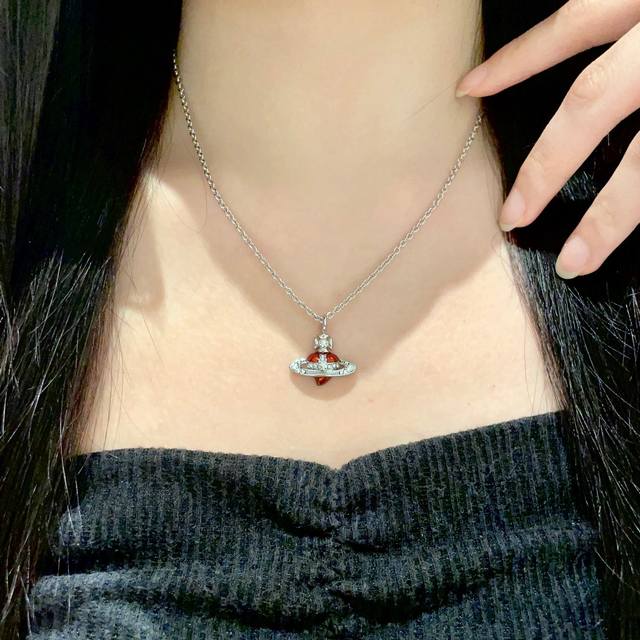 Vivienne Westwood Necklace, So Exquisite! I Love This Small Yet Elegant Design.