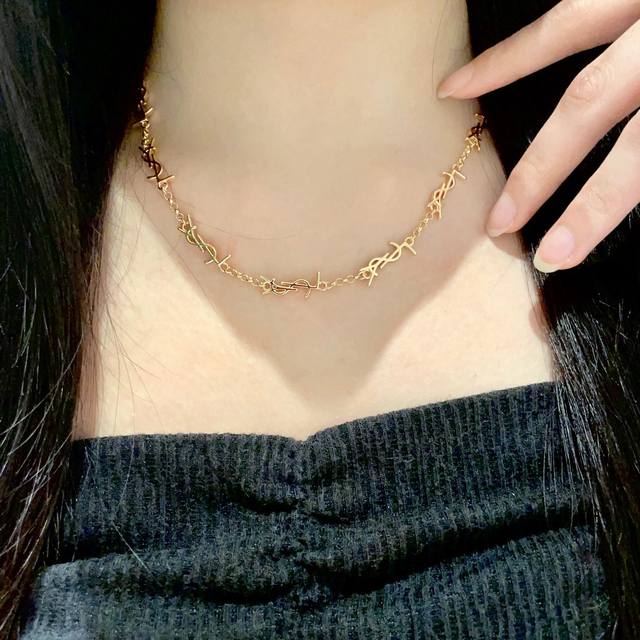 New Ysl Saint Laurent Necklace Made Of Genuine Brass. Yves Saint Laurent Was Fou