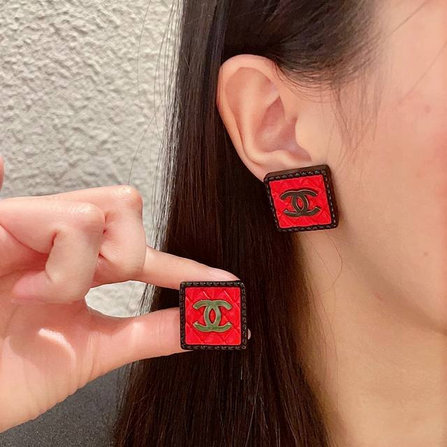 Chanel Diamond-Shaped Double C Earrings