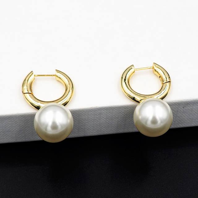 Celine Pearl Earrings Xe878