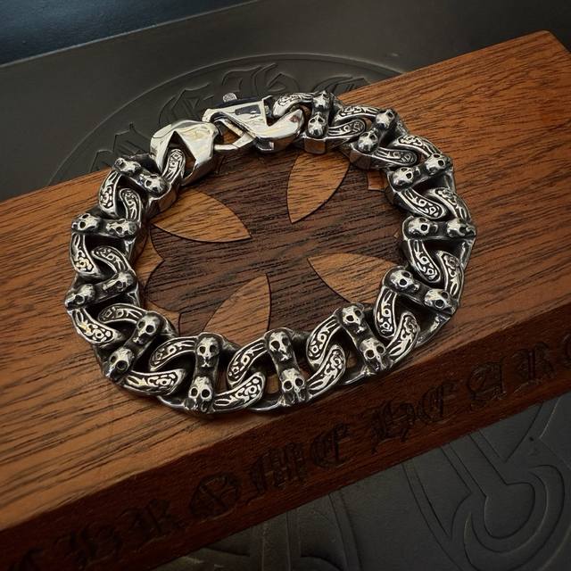 New Arrival, Boutique Quality Chrome Hearts Skull Head Bracelet, Popular On Kuai