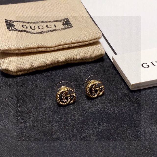 New Gucci Small Stud Earrings - Simple And Versatile, Low-Key Luxury With A Clas