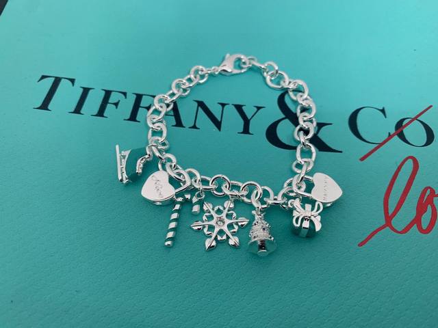 Tiffany Christmas Bracelet Official Release Of The Christmas Collection, Featuri