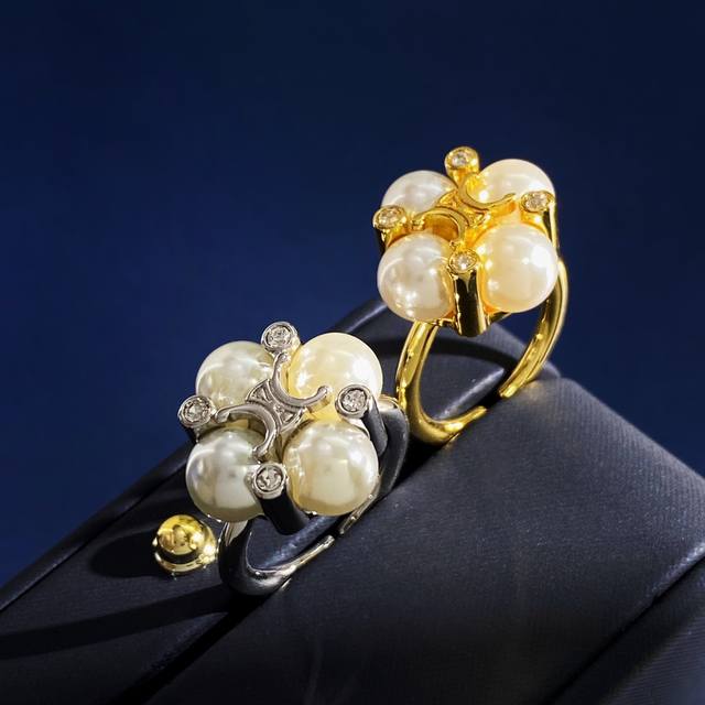 Celine European And American High-End Elegant Four-Leaf Clover Pearl Inlaid With